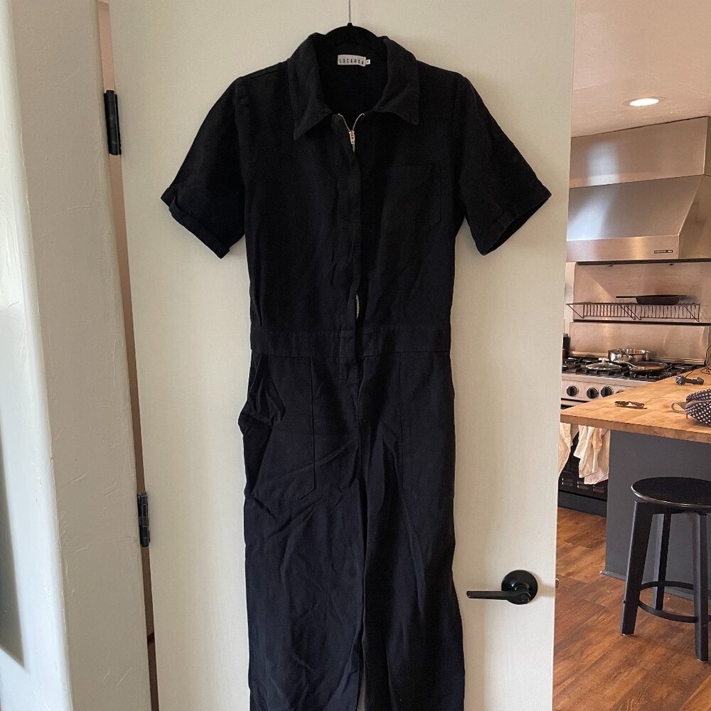 LACAUSA Black Short Sleeve Zip Jumpsuit – Size M